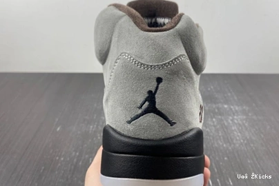 5 576 Maniére “Light Ma A FD1330-006 Lightweight Jordan x Bone” Air 0714